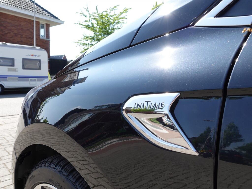 RENAULT-Clio-1-0-TCe-100pk-Initiale-Paris-6