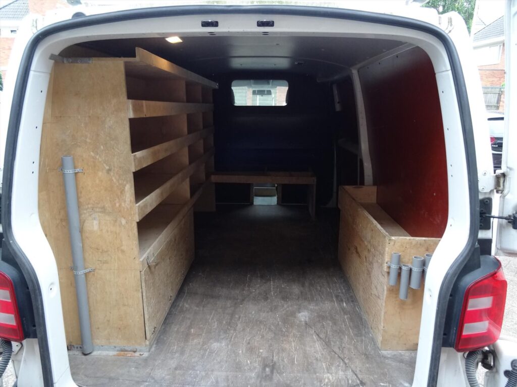 VOLKSWAGEN-Transporter-CDC-2-0-TDI-102pk-L2H1-340-2800-Euro-6-13