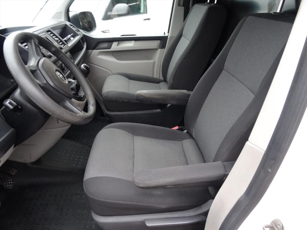 VOLKSWAGEN-Transporter-CDC-2-0-TDI-102pk-L2H1-340-2800-Euro-6-2