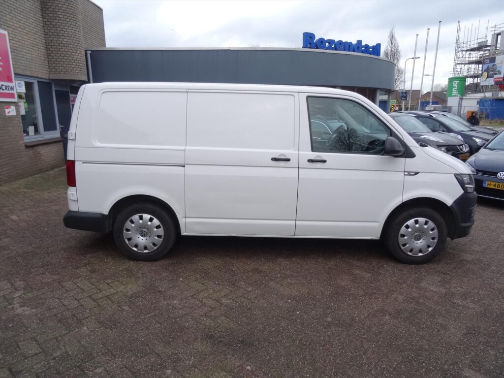 Volkswagen-Transporter-2-0-D-75KW-EX-BTW-11