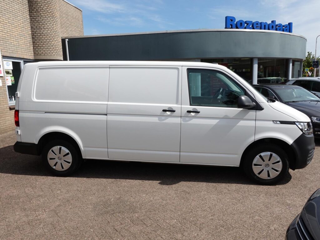 Volkswagen-Transporter-GB-2-0-TDI-110pk-L2H1-340-2800-Economy-Business-15
